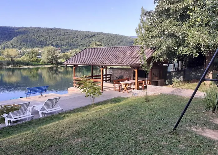 朱利亚别墅度假屋 度假居